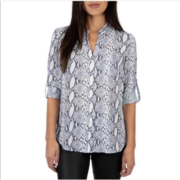 Kut from the Kloth Tops - Kut from the Kloth Sinclaire Snake Print Button Up Blouse Women's Size Small